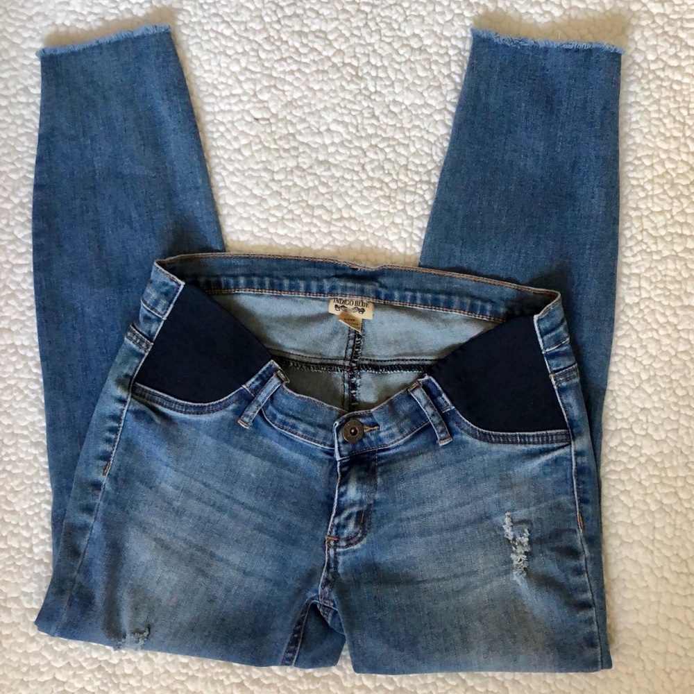 INDIGO BLUE Distressed Maternity Jeans👖